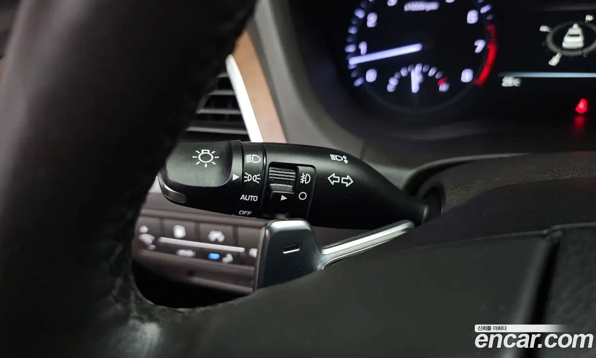 Genesis G80 2019 3.3 автомат (гидро), фото 35 Genesis G80 2019 3.3 автомат (гидро), фото 35