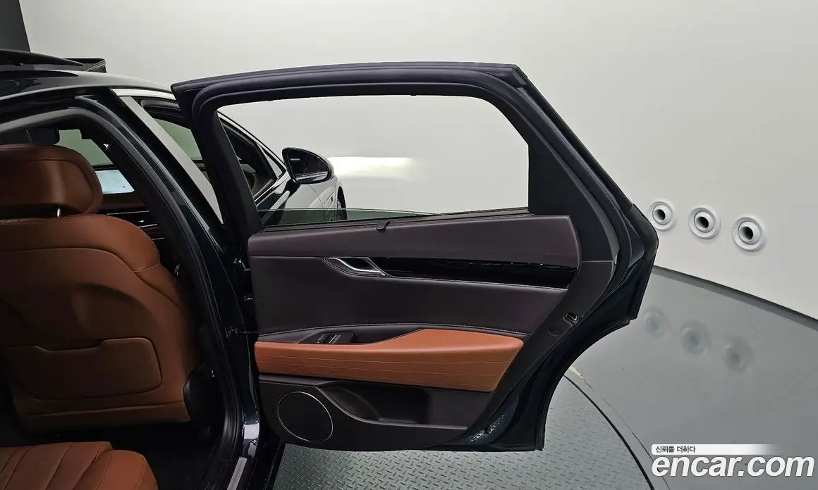 Genesis G80 2023 2.5 автомат (гидро), фото 15