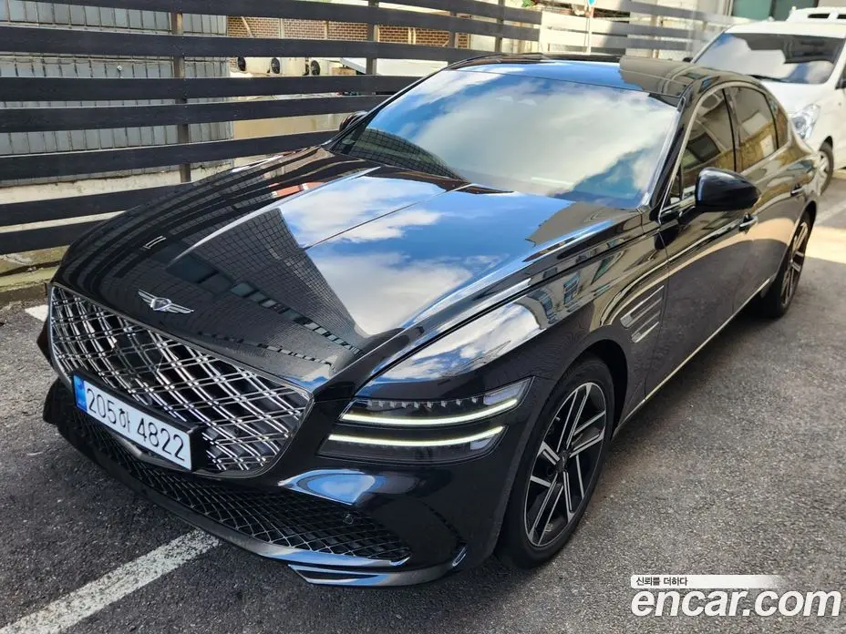 Genesis G80 2025 2.5 автомат (гидро), фото 3 Genesis G80 2025 2.5 автомат (гидро), фото 3