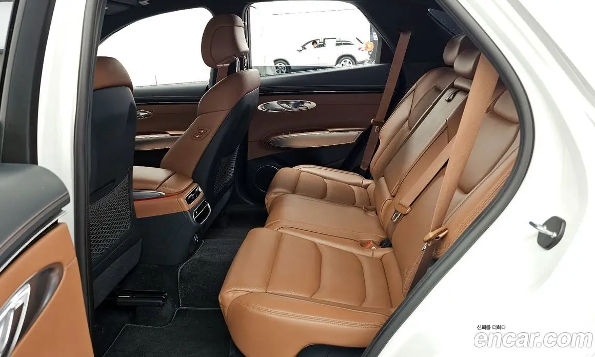 Genesis GV70 2022 2.5 автомат (гидро), фото 16