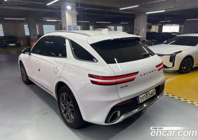 Genesis GV70 2022 2.5 автомат (гидро), миниатюра 10