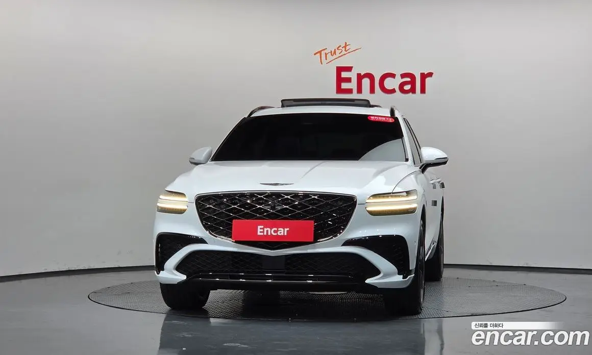 Genesis GV70 2024 2.5 автомат (гидро), фото 2 Genesis GV70 2024 2.5 автомат (гидро), фото 2