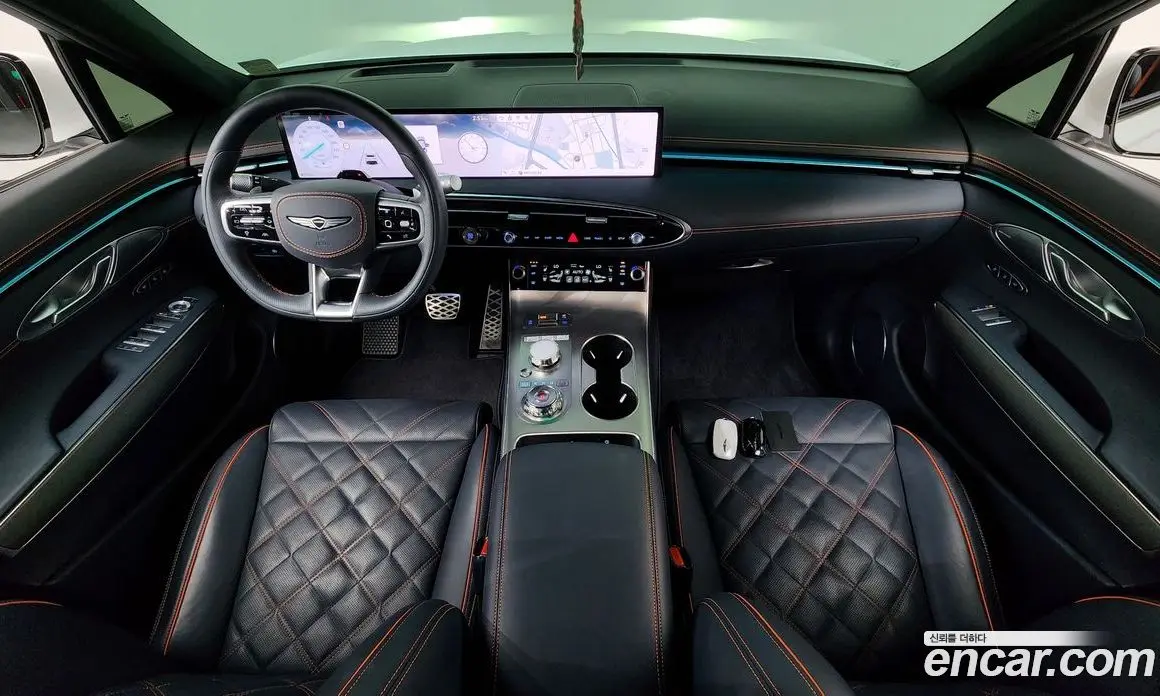 Genesis GV70 2024 2.5 автомат (гидро), фото 9 Genesis GV70 2024 2.5 автомат (гидро), фото 9
