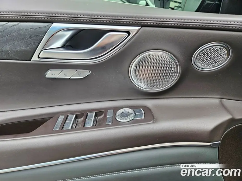 Genesis GV80 2020 2.5 автомат (гидро), фото 5 Genesis GV80 2020 2.5 автомат (гидро), фото 5