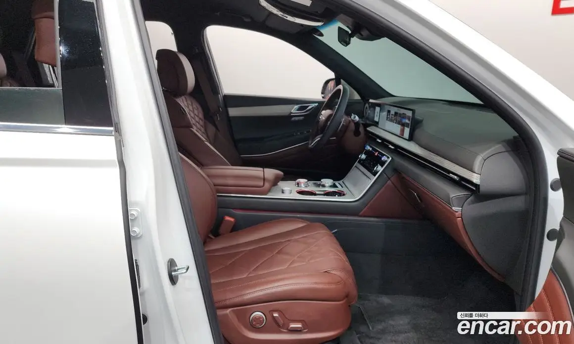 Genesis GV80 2024 2.5 автомат (гидро), фото 16