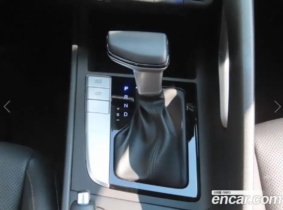 Hyundai Avante 2022 1.6 автомат (гидро), фото 12