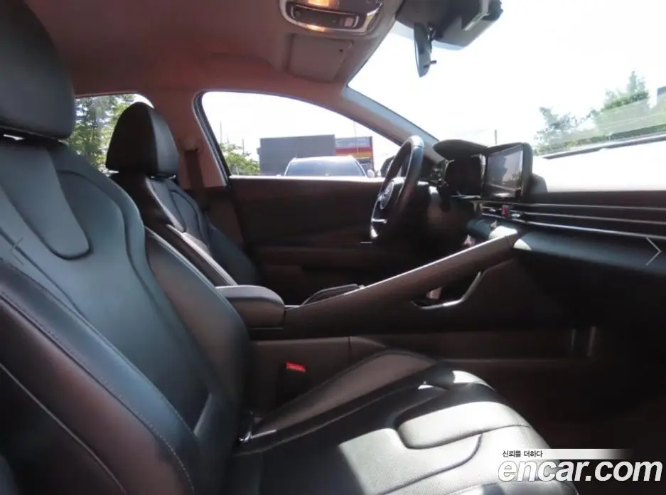 Hyundai Avante 2022 1.6 автомат (гидро), фото 15
