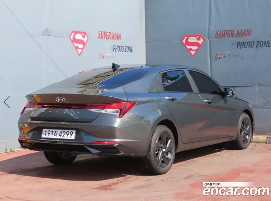 Hyundai Avante 2022 1.6 автомат (гидро), фото 3