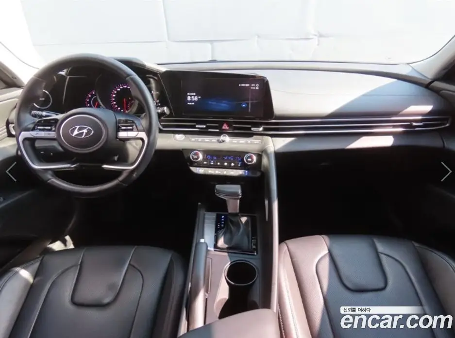 Hyundai Avante 2022 1.6 автомат (гидро), фото 7