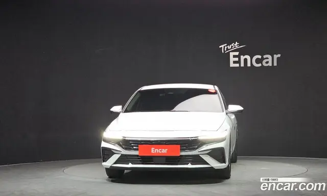 Hyundai Avante 2024 1.6 автомат (гидро), миниатюра 3 Hyundai Avante 2024 1.6 автомат (гидро), миниатюра 3