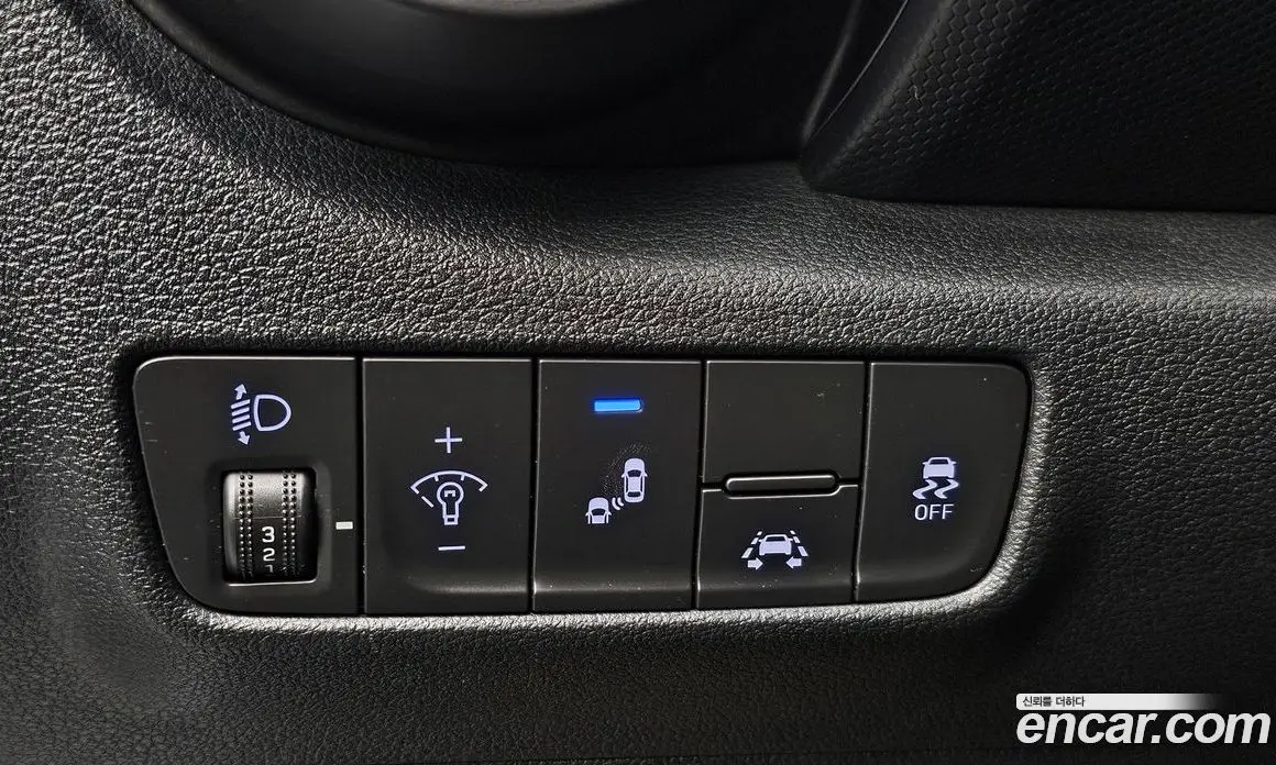 Hyundai Kona 2020 1.6 автомат (гидро), фото 25