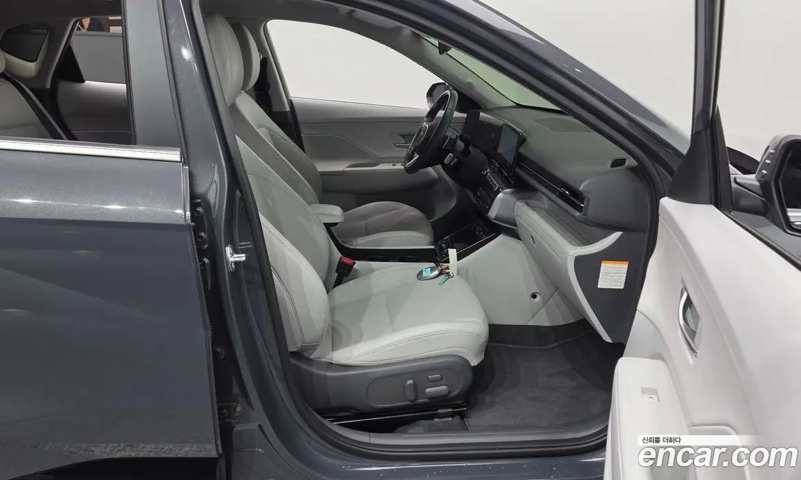 Hyundai Kona 2023 0.2 автомат (гидро), фото 16