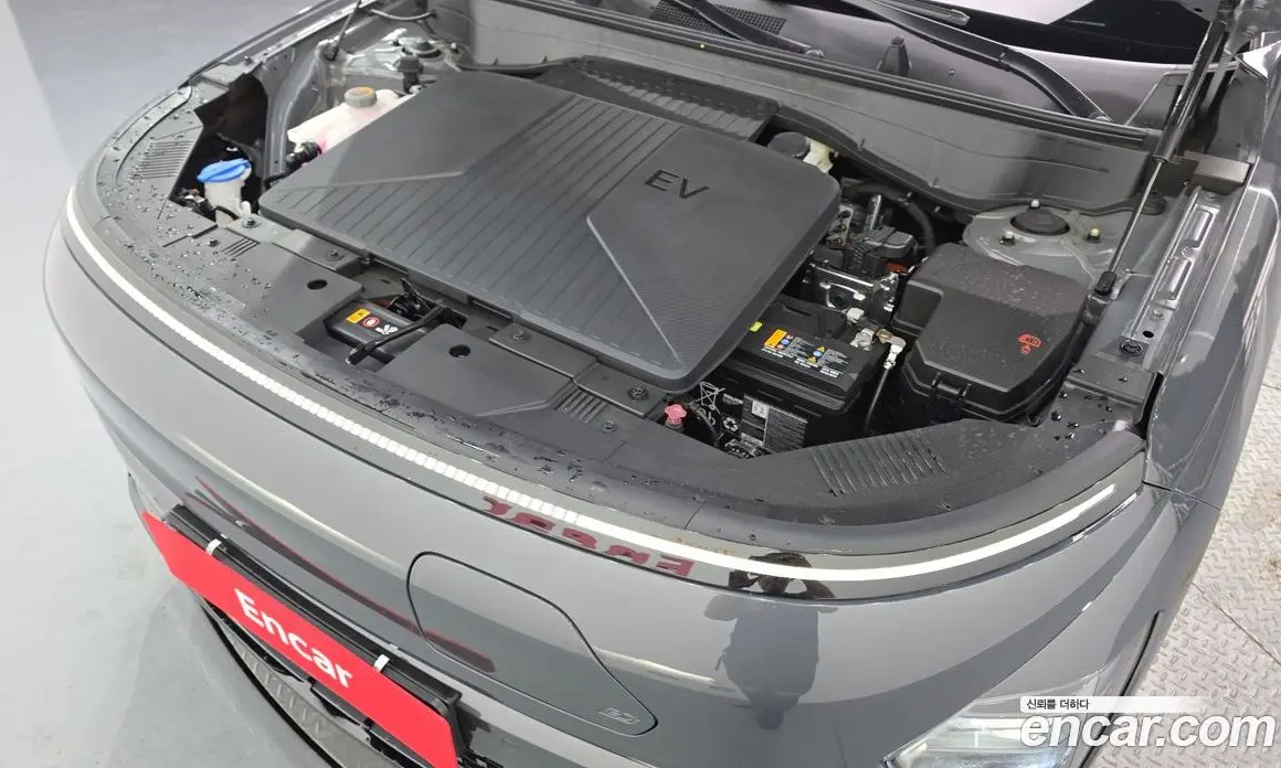 Hyundai Kona 2023 0.2 автомат (гидро), фото 6