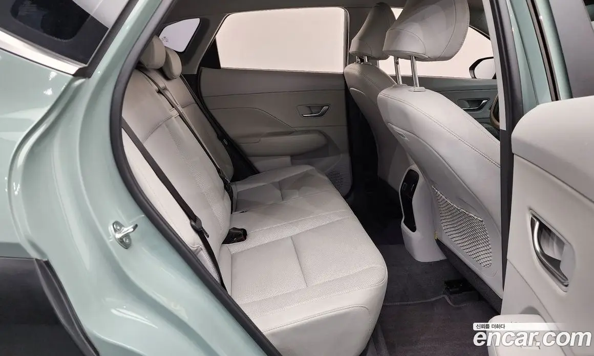 Hyundai Kona 2024 1.6 автомат (гидро), фото 11