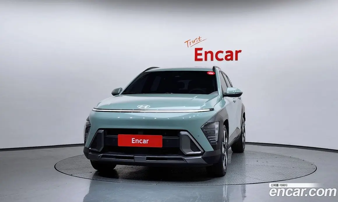 Hyundai Kona 2024 1.6 автомат (гидро), фото 3