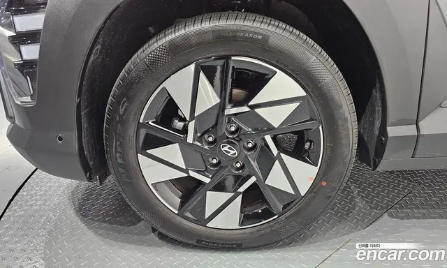 Hyundai Kona 2026 1.6 автомат (гидро), миниатюра 5