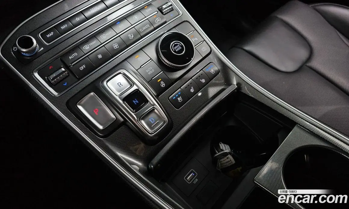 Hyundai Santa Fe 2022 2.2 автомат (гидро), фото 12