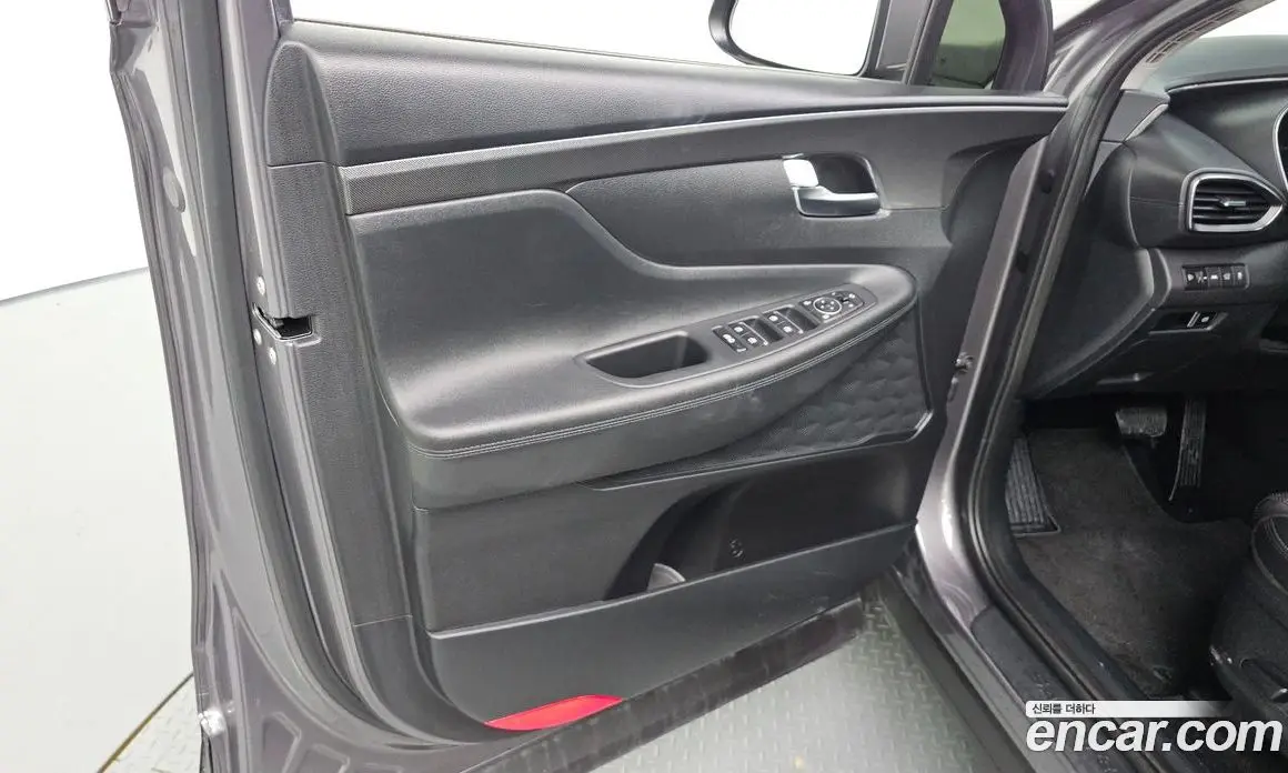 Hyundai Santa Fe 2022 2.2 автомат (гидро), фото 14