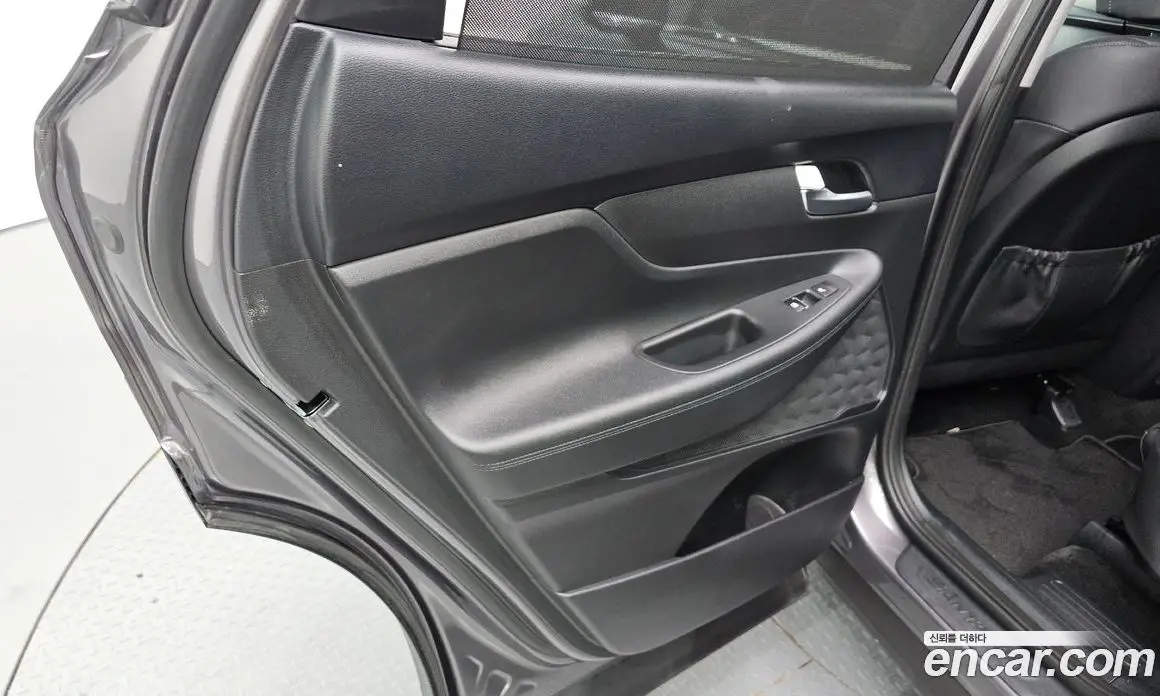 Hyundai Santa Fe 2022 2.2 автомат (гидро), фото 15