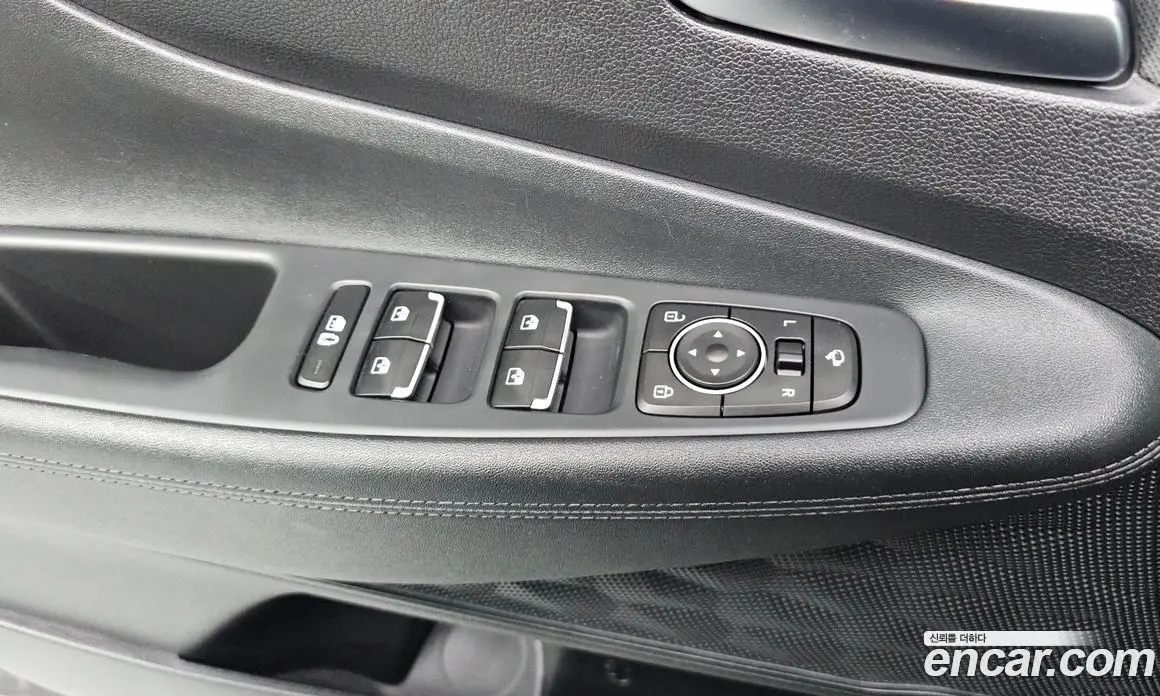 Hyundai Santa Fe 2022 2.2 автомат (гидро), фото 27