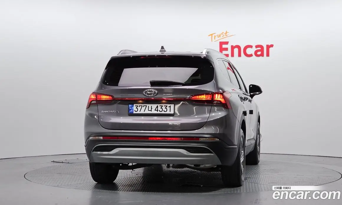 Hyundai Santa Fe 2022 2.2 автомат (гидро), фото 4