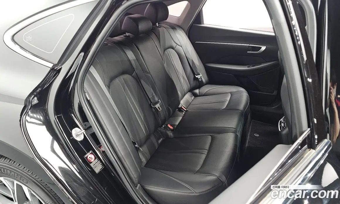 Hyundai Sonata 2022 2.0 автомат (гидро), фото 17