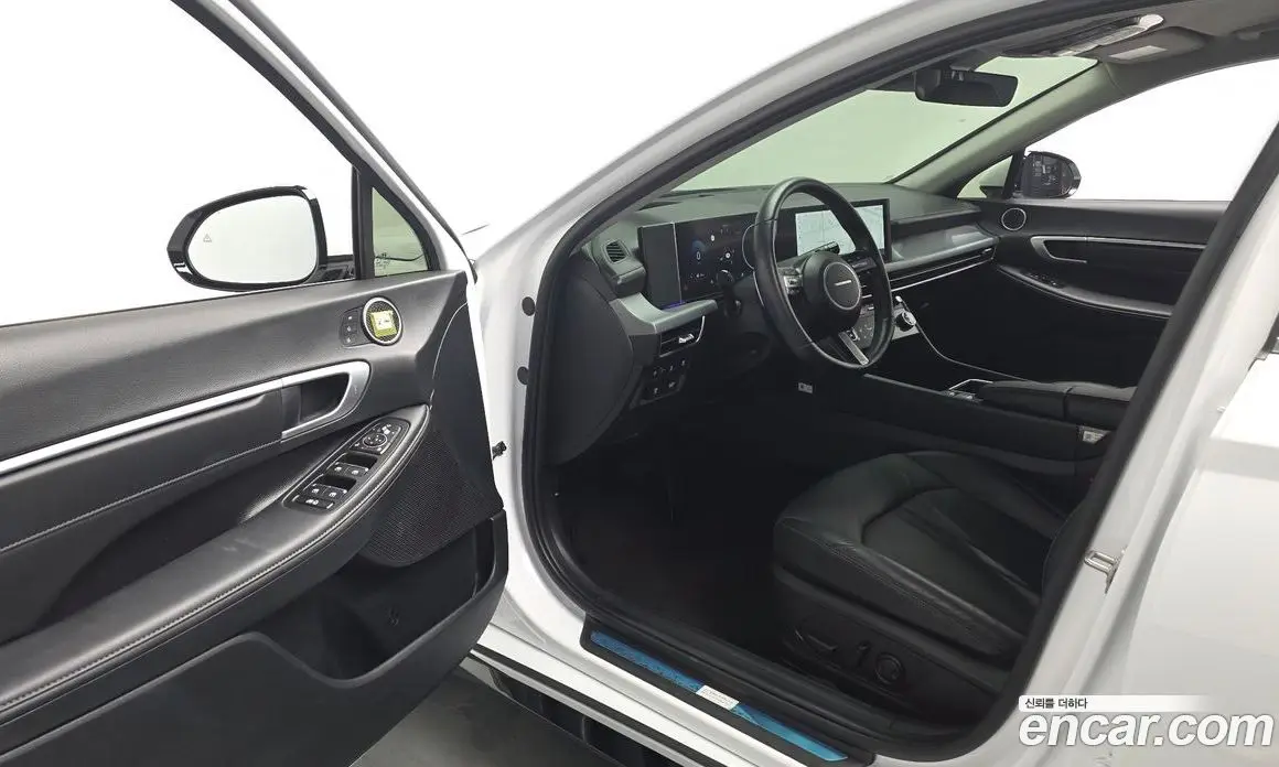Hyundai Sonata 2025 1.6 автомат (гидро), фото 10