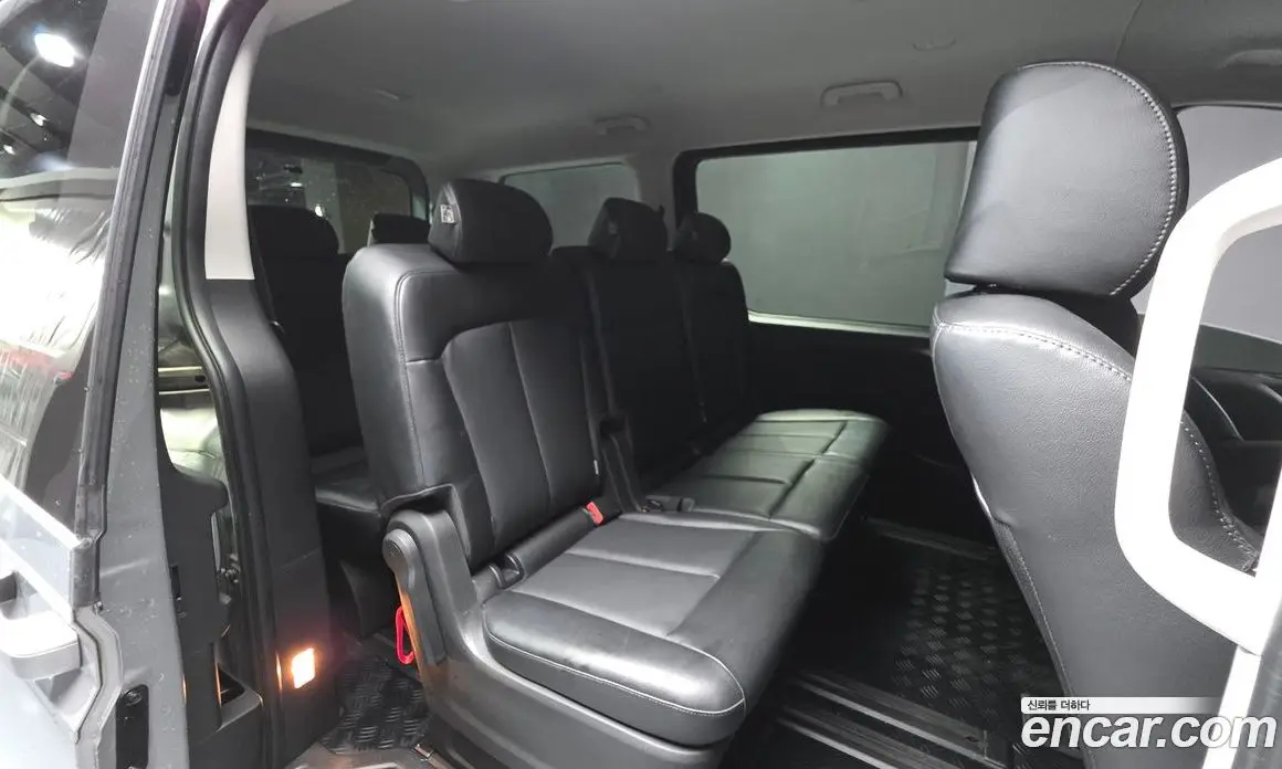 Hyundai Staria 2022 2.2 автомат (гидро), фото 18