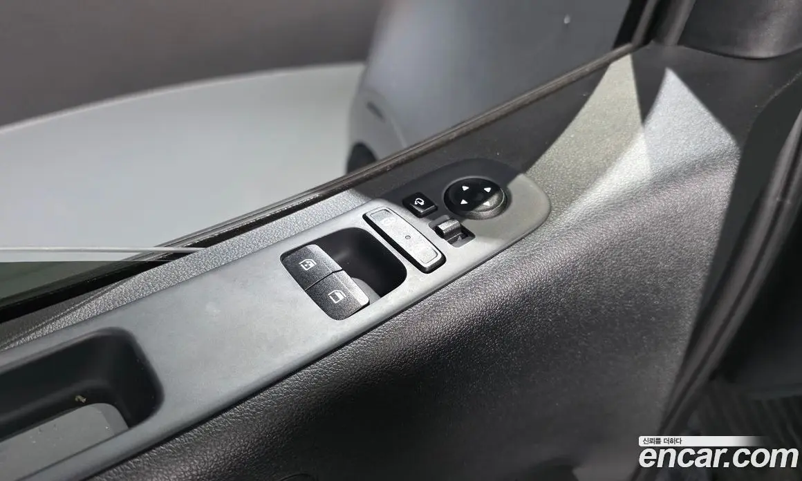 Hyundai Staria 2022 2.2 автомат (гидро), фото 31