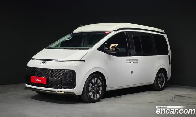 Hyundai Staria, 2024, 8 528 км