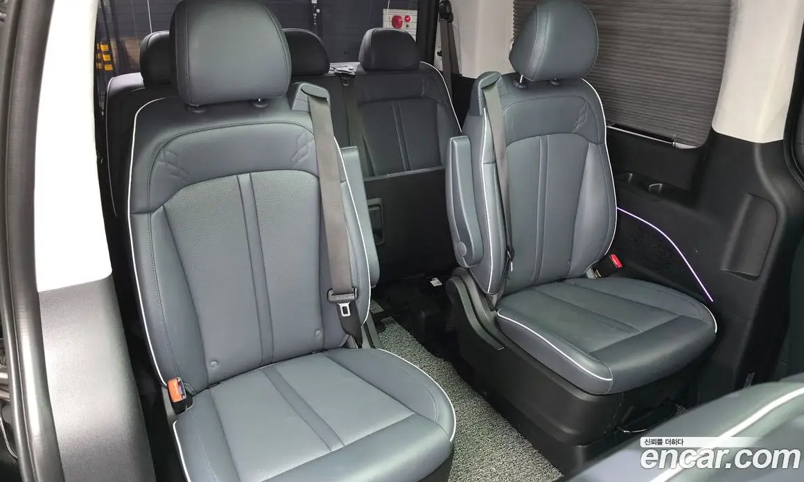 Hyundai Staria 2024 1.6 автомат (гидро), фото 19