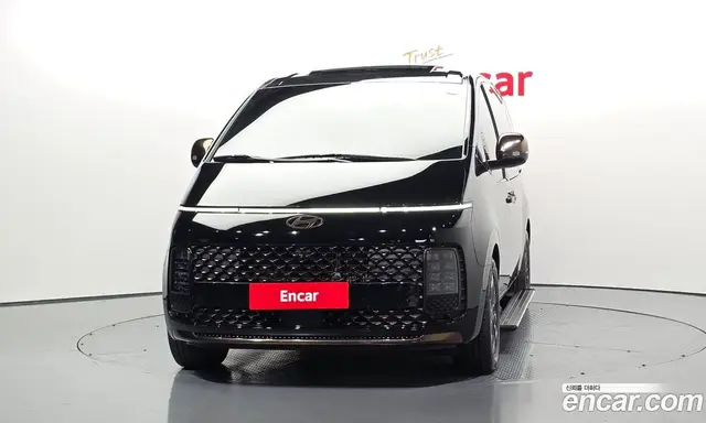 Hyundai Staria 2024 1.6 автомат (гидро), миниатюра 3
