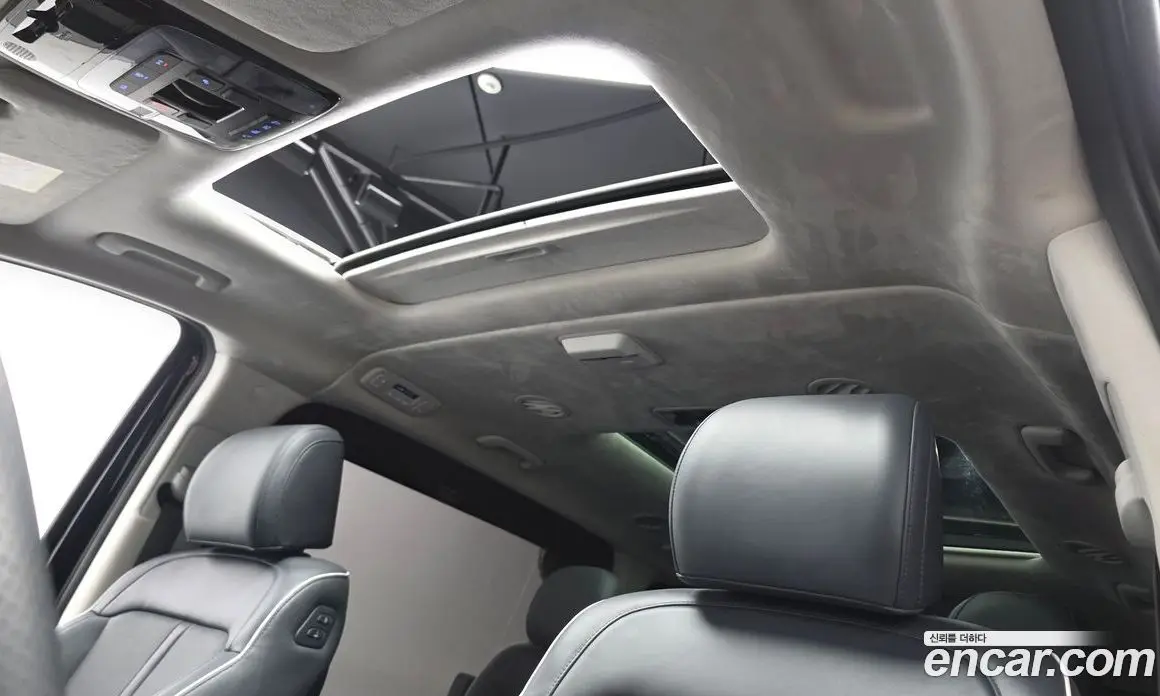 Hyundai Staria 2024 1.6 автомат (гидро), фото 32