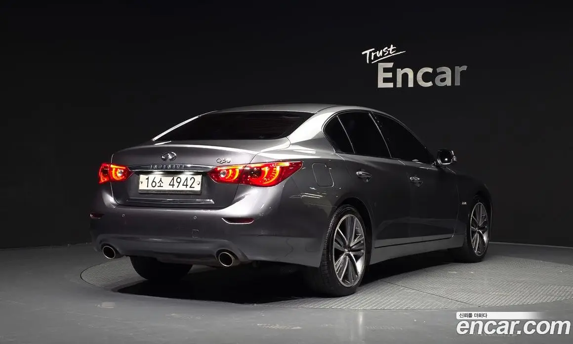 Infiniti Q50 2015 2.1 автомат (гидро), фото 2 Infiniti Q50 2015 2.1 автомат (гидро), фото 2