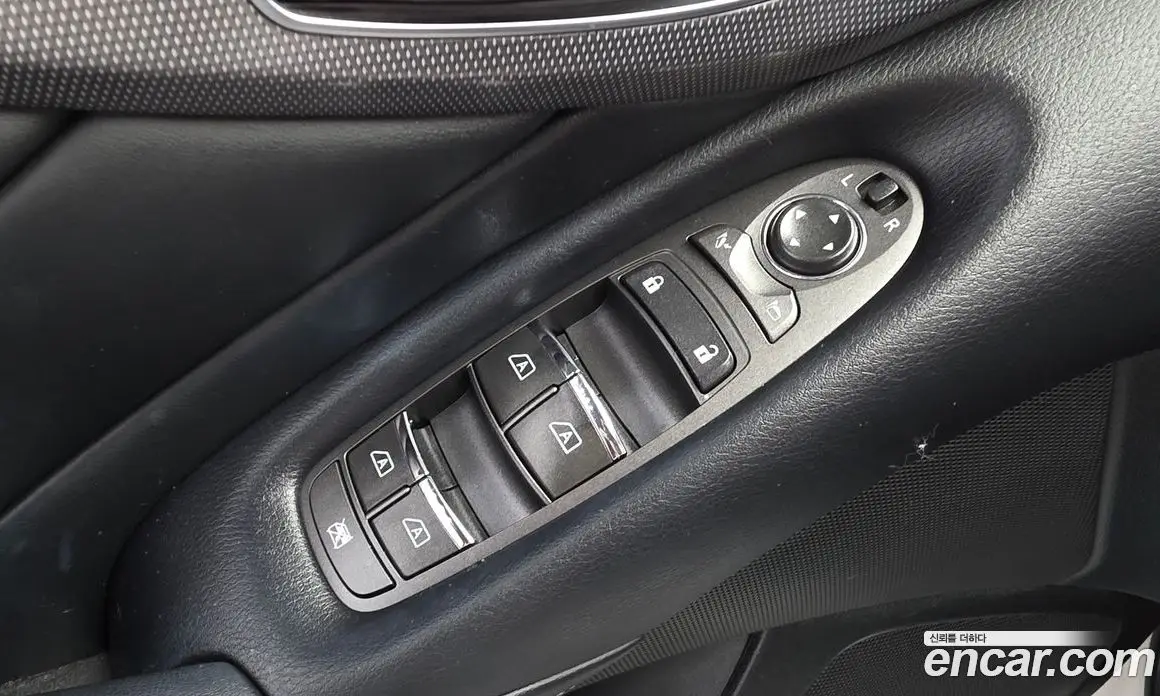 Infiniti Q50 2015 3.5 автомат (гидро), фото 16
