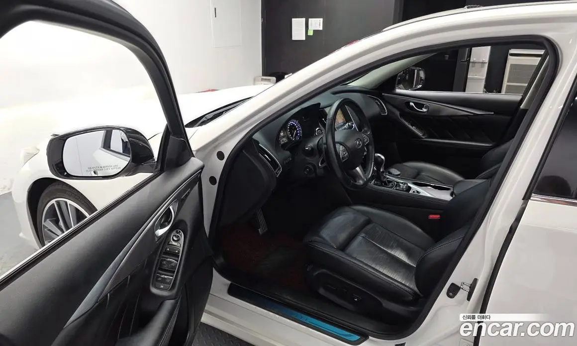 Infiniti Q50 2015 3.5 автомат (гидро), фото 10