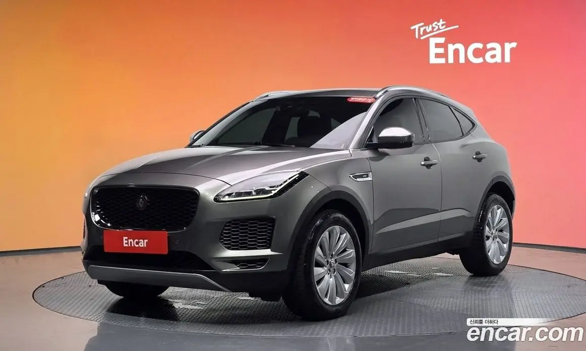 Jaguar E-Pace 2019 2.0 автомат (гидро), фото 31 Jaguar E-Pace 2019 2.0 автомат (гидро), фото 31
