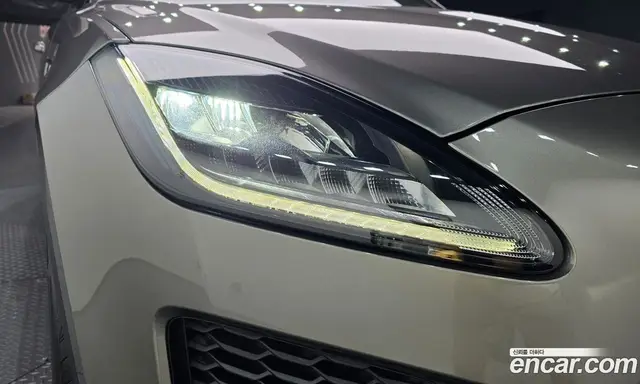 Jaguar E-Pace 2019 2.0 автомат (гидро), миниатюра 7 Jaguar E-Pace 2019 2.0 автомат (гидро), миниатюра 7