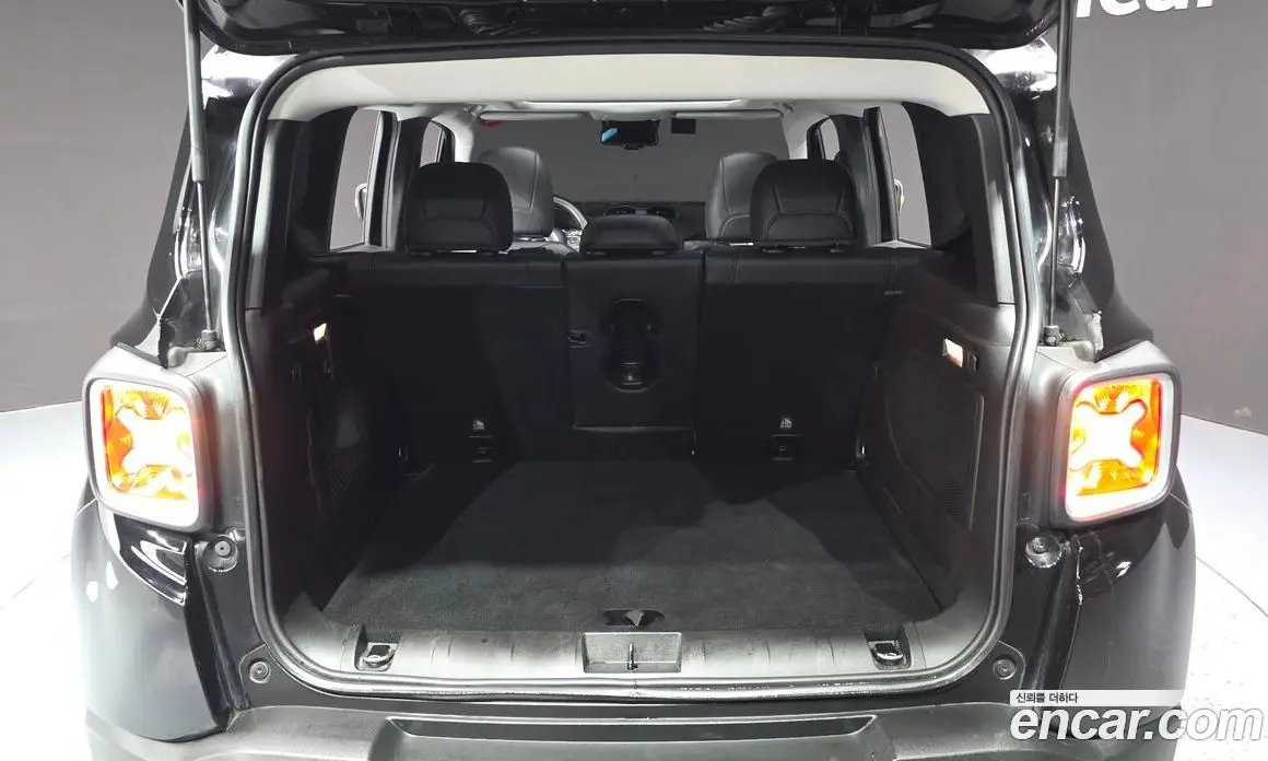 Jeep Renegade 2017 2.0 автомат (гидро), фото 23 Jeep Renegade 2017 2.0 автомат (гидро), фото 23