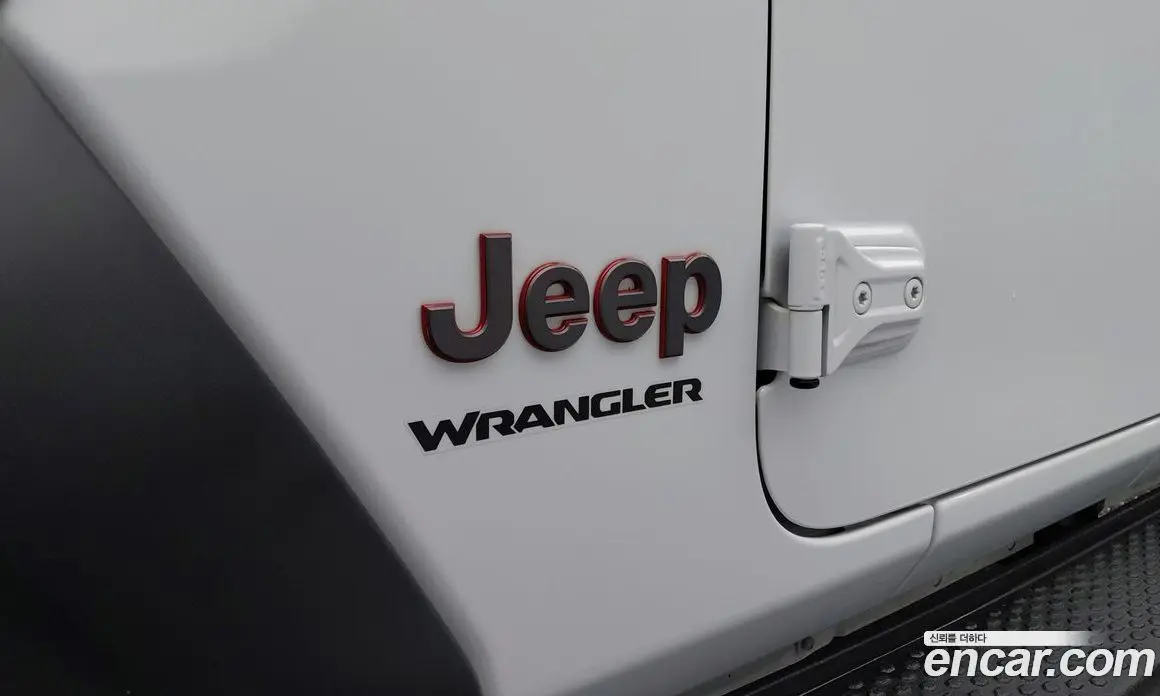 Jeep Wrangler 2023 2.0 автомат (гидро), фото 18 Jeep Wrangler 2023 2.0 автомат (гидро), фото 18
