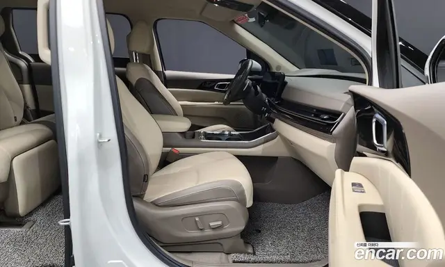 Kia Carnival 2024 2.2 автомат (гидро), миниатюра 10