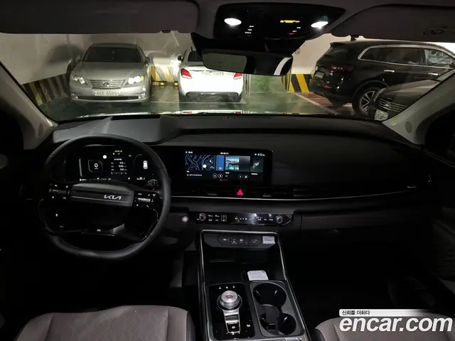 Kia Carnival 2026 1.6 автомат (гидро), миниатюра 4