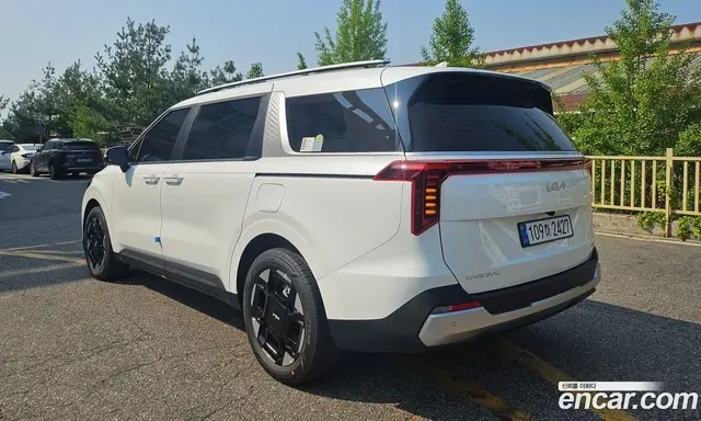 Kia Carnival 2026 1.6 автомат (гидро), миниатюра 2