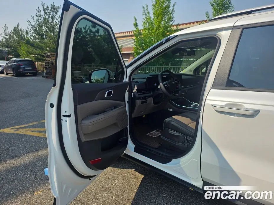 Kia Carnival 2026 1.6 автомат (гидро), фото 7