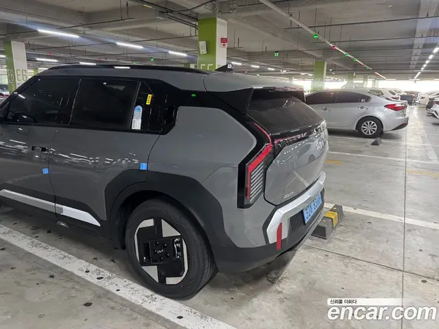 Kia EV3 2026 автомат (гидро), миниатюра 2