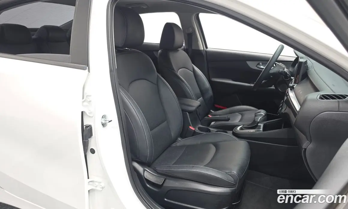 Kia K3 2022 1.6 автомат (гидро), фото 16