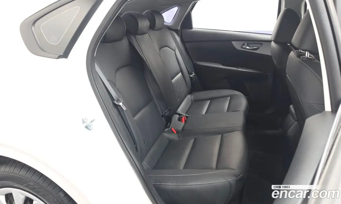 Kia K3 2022 1.6 автомат (гидро), фото 18