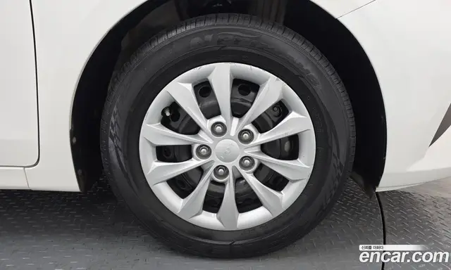 Kia K3 2022 1.6 автомат (гидро), миниатюра 7