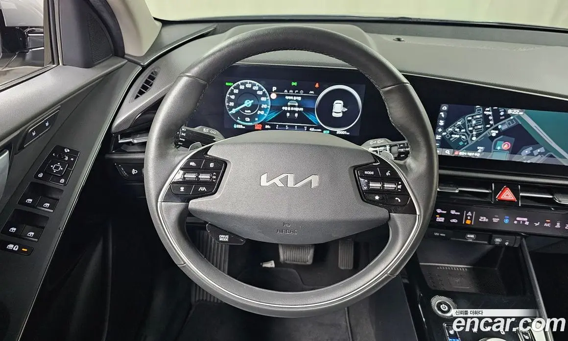 Kia Niro 2023 0.2 автомат (гидро), фото 19