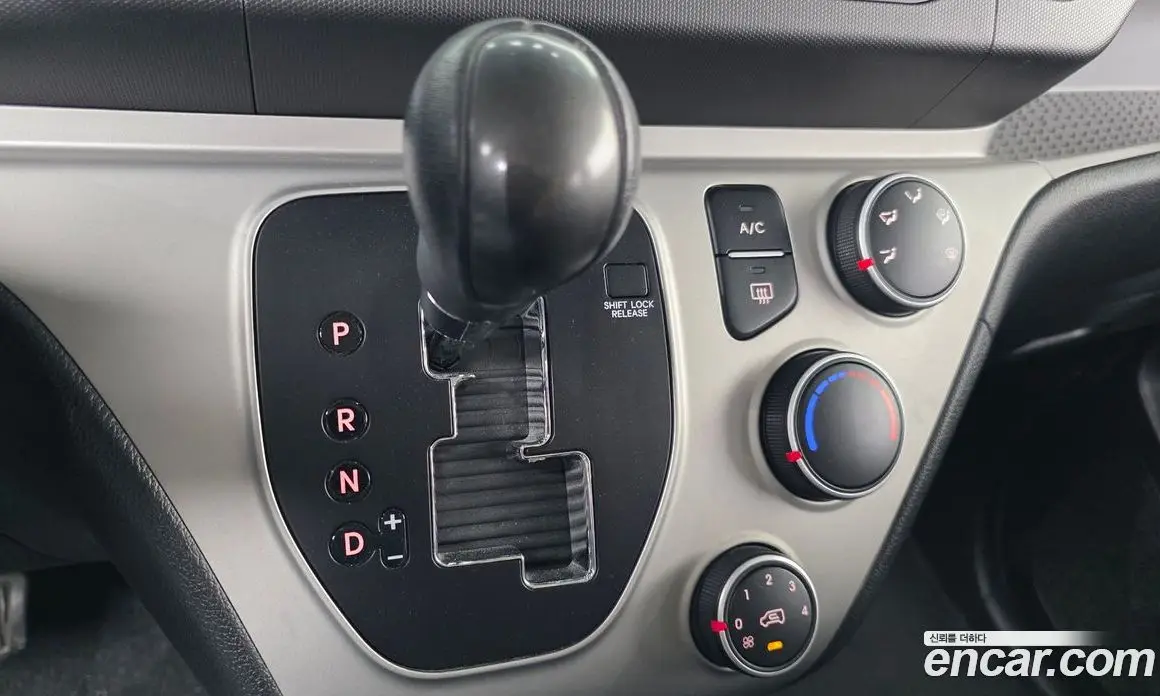 Kia Ray 2013 1.0 автомат (гидро), фото 12